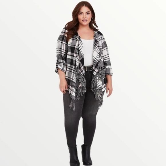 Torrid Black White Gray Wrap Cardigan - Picture 1 of 16